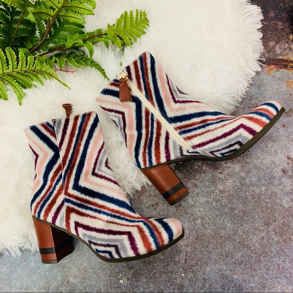 dr scholl's darcia bootie